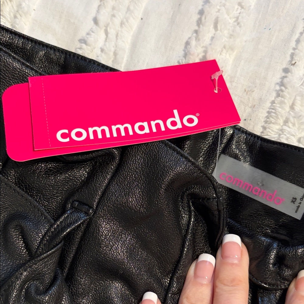Commando Women's Black Faux Leather Shorts - Picture 8 of 8